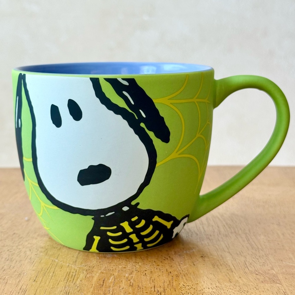 Peanuts Halloween Skeleton Snoopy & Witch Woodstock Double Sided Mug NEW!! - Picture 2 of 4